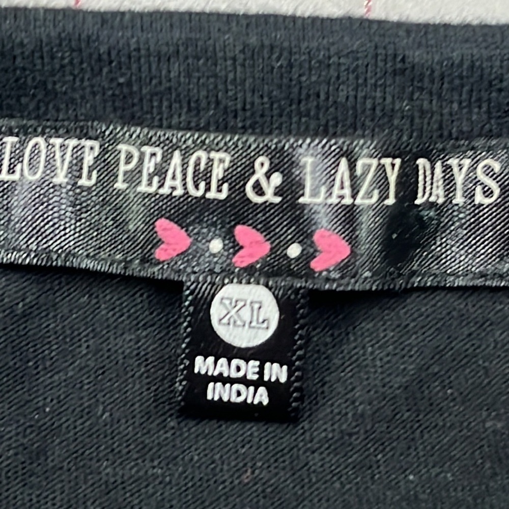 LOVE PEACE & LAZY DAYS Goth Grunge Bat Print B/W Cotton Crop Top Halloween SZ XL - Picture 3 of 12